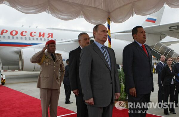 Vladimir Putin arrives in Venezuela - Sputnik International