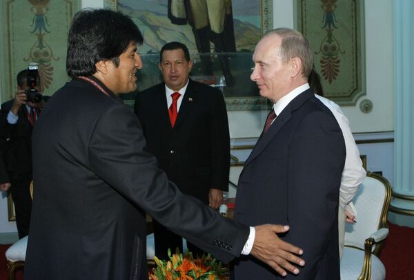 Russian Prime Minister Vladimir Putin meets with Bolivian President Evo Morales - Sputnik International