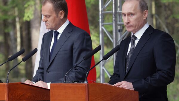 Prime Minister Vladimir Putin visits Katyn memorial - Sputnik International