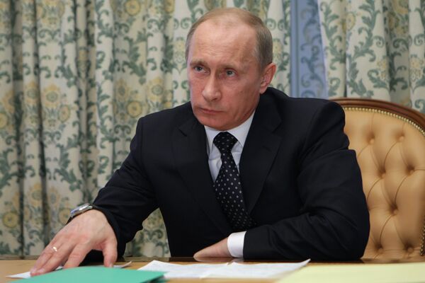 Putin speaks on phone with Kyrgyz opposition-nominated premier - Sputnik International