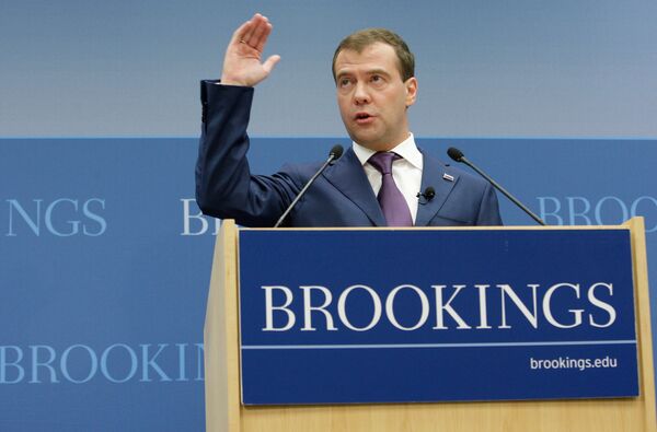Digest of Medvedev's quotes at Brookings Institution in Washington, D.C. - Sputnik International