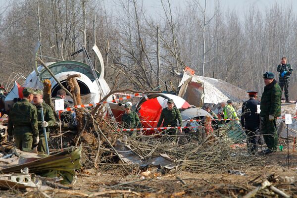  Examination of Polish plane crash site to end Friday  - Sputnik International