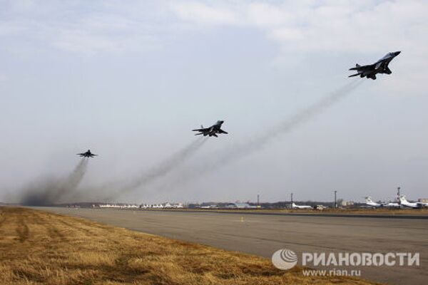 Rehearsing for the Victory Parade air show - Sputnik International