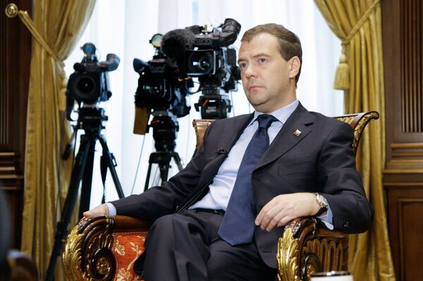 Dmitry Medvedev gives interview to Norway's Aftenposten newspaper - Sputnik International