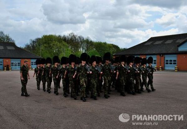 British guardsmen train for Victory Parade on Red Square - Sputnik International