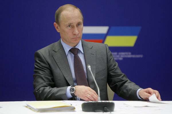 Putin expects economic stabilization in Ukraine - Sputnik International