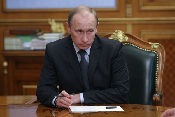 Calling Putin 'freedom predator' wrong - premier's spokesman (Update) - Sputnik International