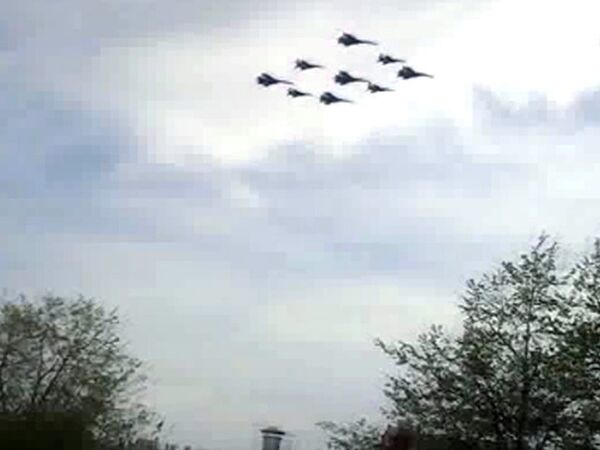 The first rehearsal for the Victory Day parade involving the Russian Air Force - Sputnik International
