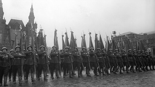 Gala march of  a front's mixed regiment, V-Day parade on the Red Square, Moscow, June 24, 1945 - Sputnik International