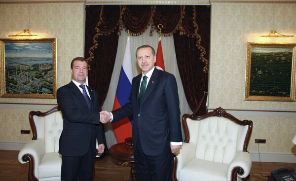 Russia, Turkey could increase trade to $100 bln over 5 yrs - Medvedev - Sputnik International