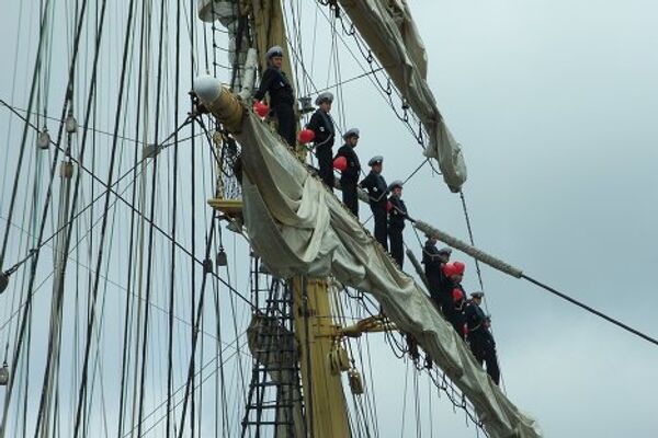 Russia's Kruzenshtern sailing ship returns to Kaliningrad - Sputnik International