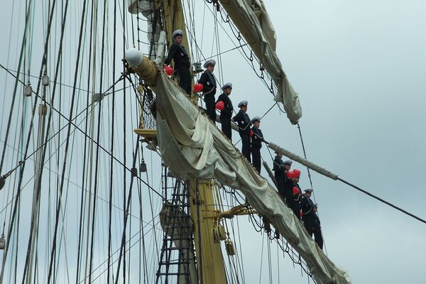 Russia's Kruzenshtern sailing ship returns to Kaliningrad - Sputnik International