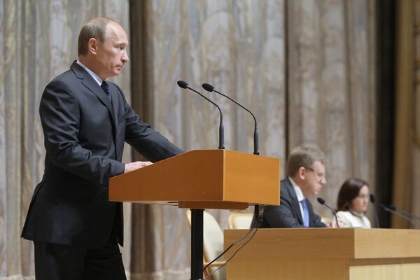 Russia must take note of Europe's worrying economic state - Putin  - Sputnik International