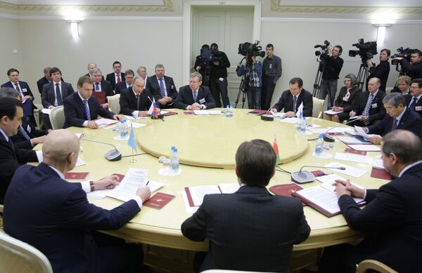 Russian Cabinet approves joint customs code with Kazakhstan, Belarus  - Sputnik International