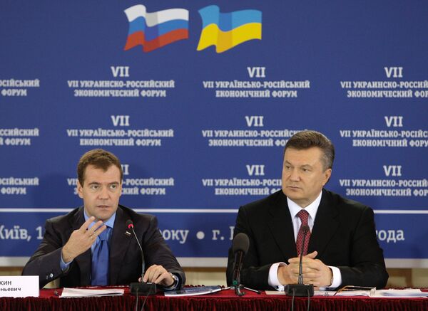 Medvedev refuses to rule out Central Asia-Russia-Ukraine gas transit - Sputnik International