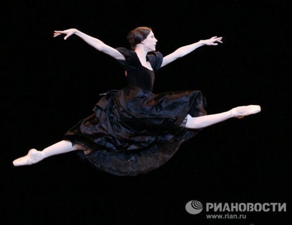 World ballet stars attend Prix Benois de la Danse awards ceremony - Sputnik International