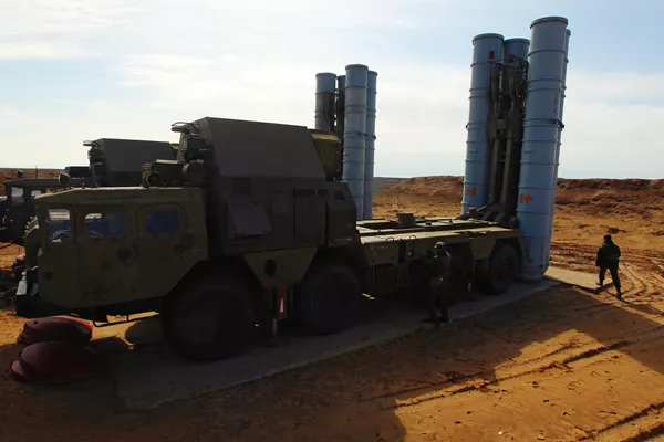 S-300 surface-to-air missile system - Sputnik International