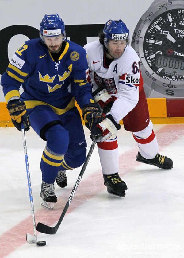 Best moments of World Ice Hockey Championship 2010 semifinals Switzerland vs. Czech - Sputnik International