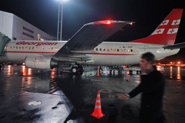  Georgia welcomes re-launch of Tbilisi-Moscow charter flights  - Sputnik International