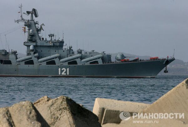 Guided missile cruiser Moskva arrives in Russia’s Far East  - Sputnik International