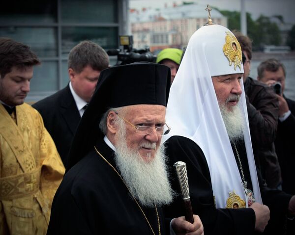 Russian, Constantinople patriarchs hail closer ties after visit - Sputnik International