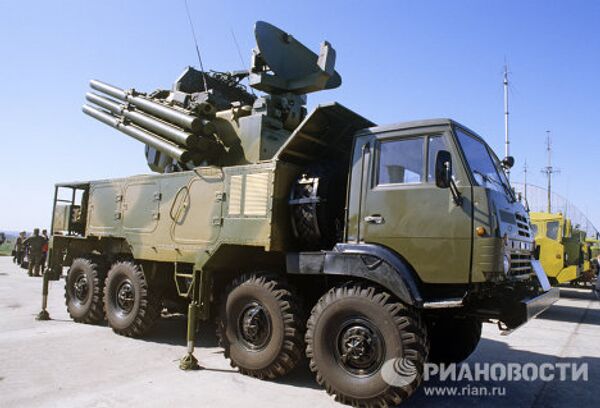 Pantsir-S1 short to medium range surface-to-air missile and anti-aircraft artillery weapon system Pantsir-S1 short to medium range surface-to-air missile and anti-aircraft artillery weapon system - Sputnik International