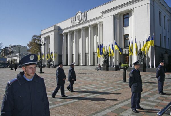 Ukraine parliament passes non-alignment draft law  - Sputnik International