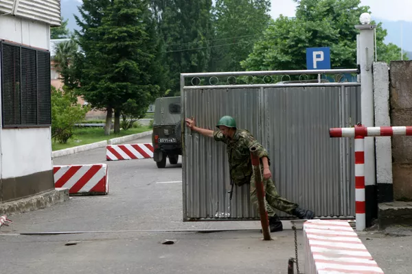 Russia has no plans for new military bases abroad - Sputnik International