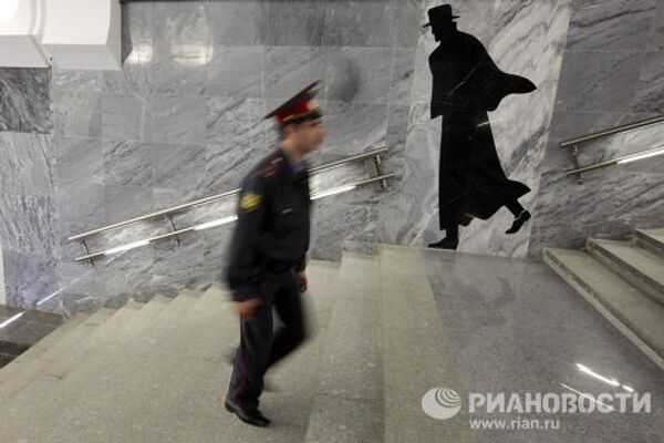 The murder of pawnbroker and other frescoes at new stations of Moscow’s metro  - Sputnik International