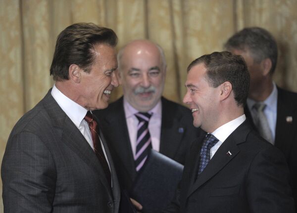Russian President Dmitry Medvedev with Californian Governor Arnold Schwarzenegger - Sputnik International