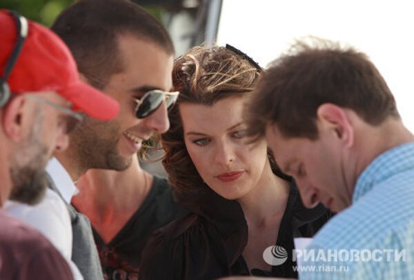 Milla Jovovich plays a Russian in a new film being shot in Moscow - Sputnik International