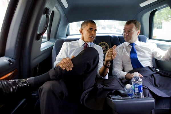 Barack Obama and Dmitry Medvedev - Sputnik International