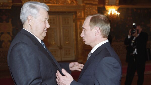 Putin and Yeltsin before the inauguration ceremony - Sputnik International