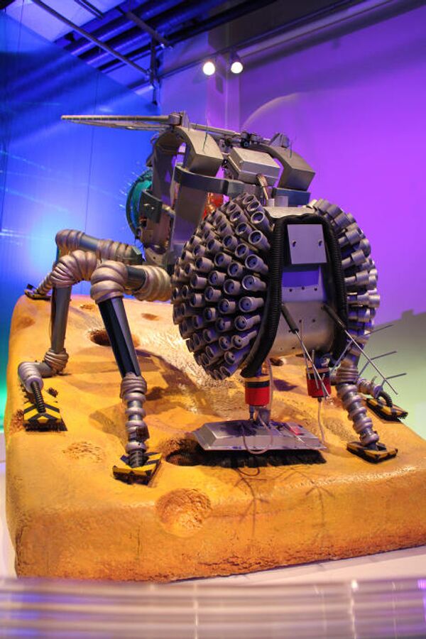 Robotic creatures replace real animals at new zoo - Sputnik International