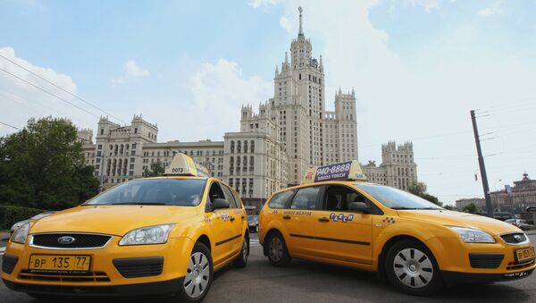 Moscow set to clamp down on unlicensed taxis - Sputnik International