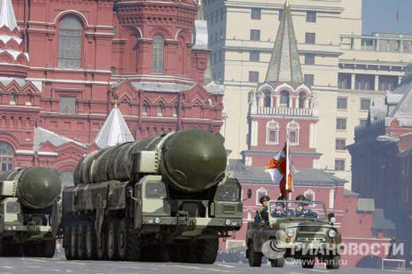 The Topol mobile intercontinental ballistic missile - Sputnik International
