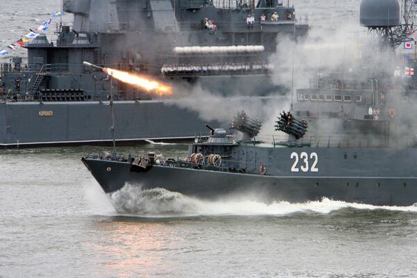 Russian Navy Day celebrations in Baltiysk, Vladivostok and Sevastopol - Sputnik International