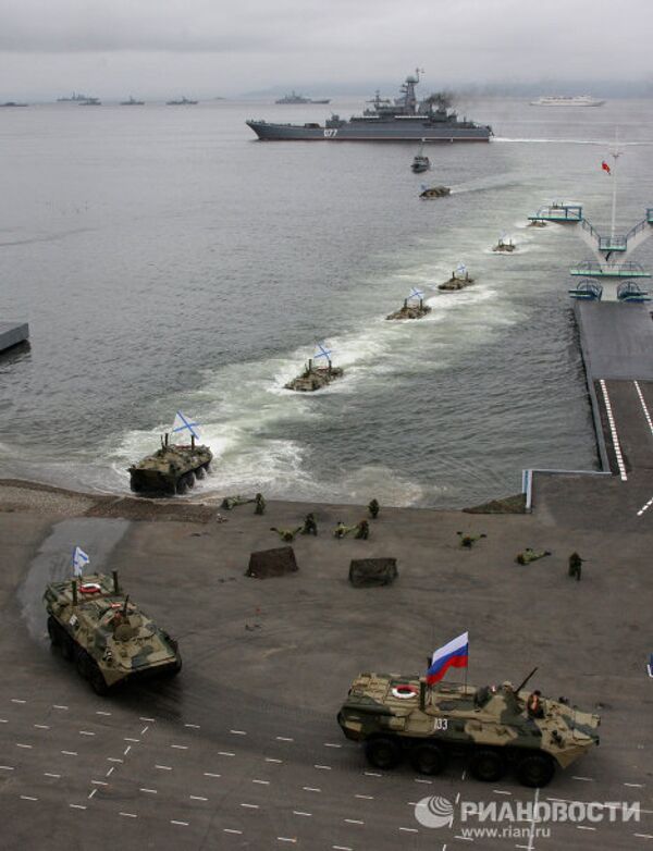Russian Navy Day celebrations in Baltiysk, Vladivostok and Sevastopol - Sputnik International