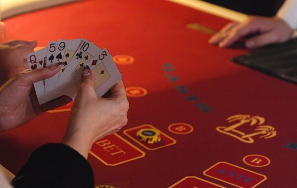Over 18,000 Belgian Gamblers Seek to Be Banned from Casinos - Sputnik International