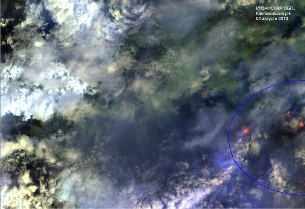 NASA satellites detect over 600 wildfires across Russia - Sputnik International