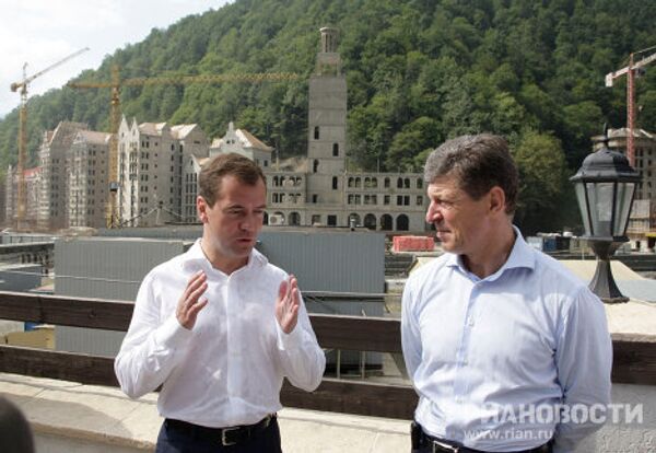 Dmitry Medvedev visits construction site of Sochi ski resort  - Sputnik International