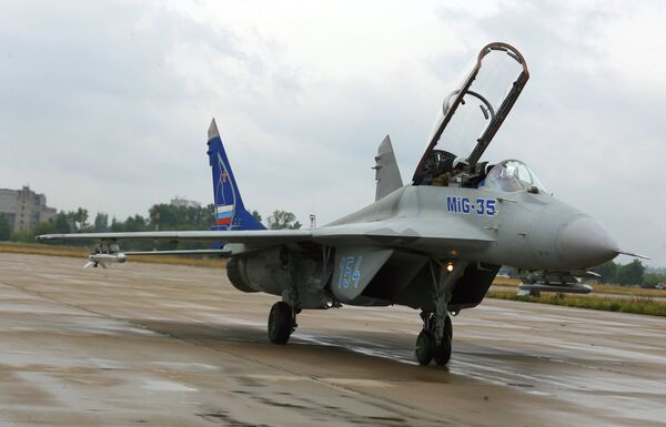 Russia's MiG-35 multirole fighter aircraft - Sputnik International