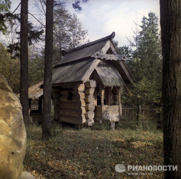 “The Moscow Region pearl.” A photo excursion through Abramtsevo - Sputnik International