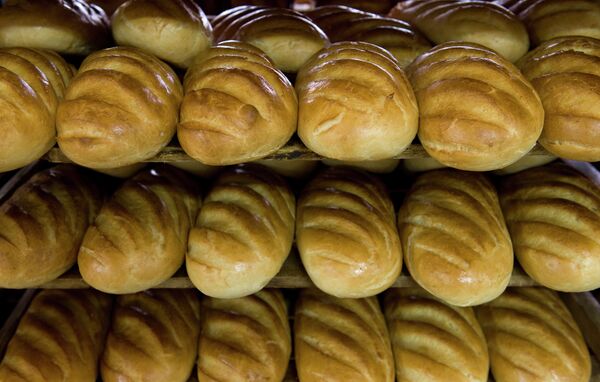 Three Russian bakeries increased bread prices by 20 percent - Sputnik International