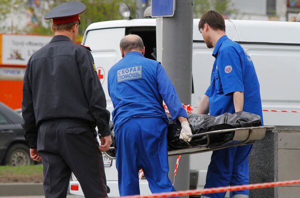 Сar crashed into a Gazel minivankilling immediately a woman and fatally injuring a 79-year-old man. - Sputnik International