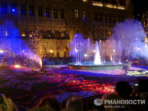 Flower carpet on the Grand Place in Brussels - Sputnik International
