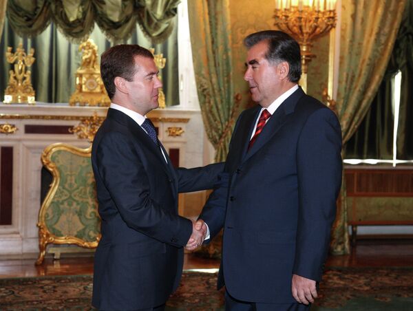 Russian President Dmitry Medvedev meeting with President of Tajikistan Emomali Rakhmon - Sputnik International