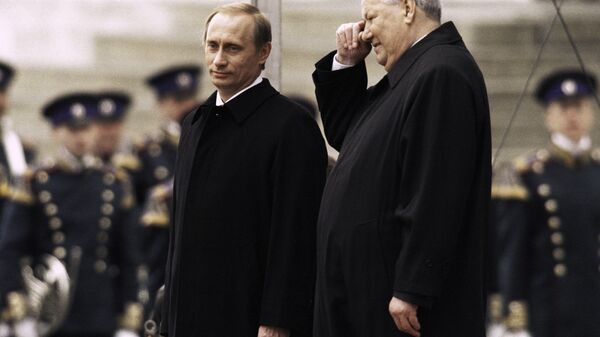  Vladimir Putin and  Boris Yeltsin. Archive - Sputnik International