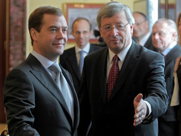 Dmitry Medvedev and Jean-Claude Juncker - Sputnik International
