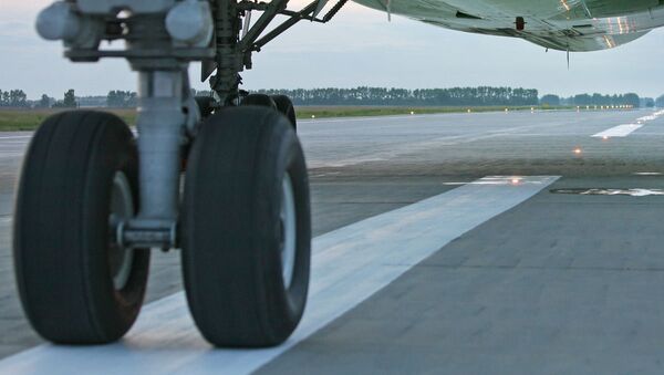Cargo plane breaks chassis during take-off in Tallinn, airport closed - Sputnik International